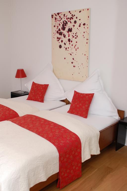 Wildenburger Hof Otel Friesenhagen Oda fotoğraf